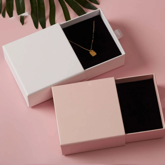 Necklace Boxes